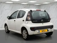 Używany Citroën C1 VTR Sport 68 KM (50 kW) 2012 Biały Hatchback