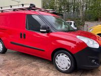 Second-hand Vauxhall Combo 105 CP (77 kW) 2018 Roșu Monovolum
