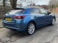 Begagnad Mazda 3 Inclusive 165 HK (121 kW) 2016 Blå Halvkombi