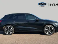 Używany Audi e-tron Black Edition 230 kW (313 KM) 2021 Czarny SUV