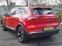Używany Renault Symbioz Techno 140 KM (102 kW) 2025 Czerwony SUV