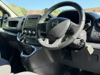 Used Nissan NV300 Tekna 120 HP (88 kW) 2020 Grey Van