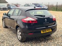 Used Renault Mégane III Dynamique 2011 Black Hatchback