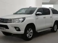 Used Toyota HiLux 150 HP (110 kW) 2016 White Pickup