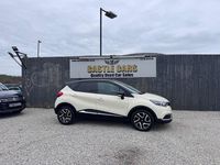Used Renault Captur Dynamique 90 HP (66 kW) 2016 Cream/black SUV