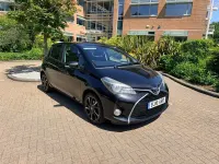 Used Toyota Yaris Design 99 HP (72 kW) 2016 Black Hatchback