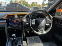 Used Honda Civic EX 129 HP (94 kW) 2017 Black Hatchback