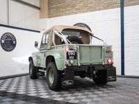 Used Land Rover Defender 120 HP (88 kW) 1987 Green Pickup