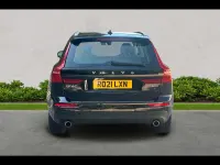 Used Volvo XC60 Momentum 250 HP (183 kW) 2021 Black SUV