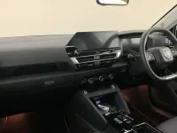 Neu Citroën C4 PureTech 127 PS (93 kW) 2026 Grau SUV