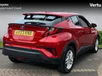 Used Toyota C-HR 122 HP (89 kW) 2023 Red SUV