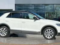 Begagnad VW T-Roc Design 110 HK (80 kW) 2021 Vit SUV