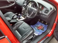 Used Volvo V40 2015 Red Hatchback