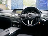 used Mercedes E220 E-Class 2016 (65) MERCEDES BENZBLUETEC SE ESTATE DIESEL AUTO SILVER