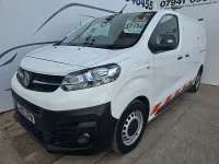 Used Vauxhall Vivaro Edition 100 HP (73 kW) 2019 White MPV
