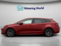Używany Toyota Corolla Design 196 KM (144 kW) 2022 Czerwony Kombi