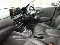 Used Hyundai Kona Ultimate 141 HP (103 kW) 2023 White SUV