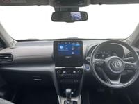 Used Toyota Yaris Hybrid 116 HP (85 kW) 2022 White Estate