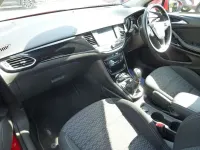 Used Vauxhall Astra SRi 150 HP (110 kW) 2018 Red Hatchback