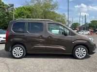 Used Vauxhall Combo Elite 130 HP (95 kW) 2020 Brown MPV