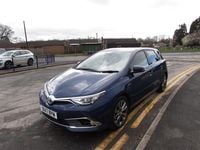 Used Toyota Auris Hybrid 2017 Blue Hatchback
