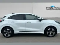 Begagnad Ford Puma Gen-E Select 122 kW (167 HK) 2025 Vit SUV