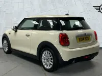 Usado Mini Cooper Hatch 134 HP (98 kW) 2014 Branco Citadino