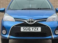 Used Toyota Yaris Design 99 HP (72 kW) 2016 Blue Hatchback