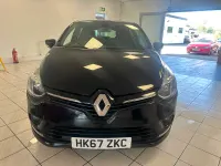 Used Renault Clio Dynamique 75 HP (55 kW) 2018 Black Hatchback