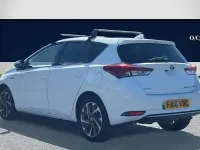 Used Toyota Auris Hybrid Design 2016 White Hatchback