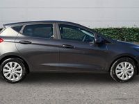 Usado Ford Fiesta Trend 101 HP (74 kW) 2022 Cinzento Citadino