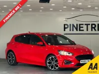 Used Ford Focus ST-Line X 120 HP (88 kW) 2018 Red Hatchback