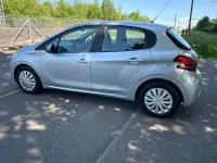 Begagnad Peugeot 208 Access 2016 Silver Halvkombi