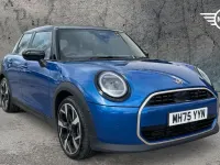 Usado Mini Cooper Hatch 113 kW (154 HP) 2026 Azul Citadino