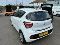 Used Hyundai i10 SE 2019 White Hatchback