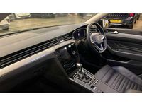 Used VW Passat Advance 218 HP (160 kW) 2022 Black Estate