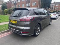 Begagnad Ford S-MAX ST-Line 2019 Grå Minibuss