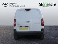 Used Toyota Proace 100 kW (136 HP) 2025 White MPV