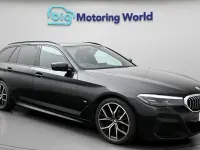 Gebraucht BMW 520 M Sport 190 PS (139 kW) 2022 Schwarz Kombi