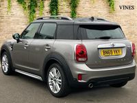 Used Mini Cooper Countryman Exclusive 134 HP (98 kW) 2019 Silver SUV