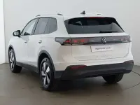 Usado VW Tiguan Match 150 HP (110 kW) 2024 Branco SUV