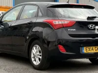 Begagnad Hyundai i30 Active 100 HK (73 kW) 2014 Svart Halvkombi
