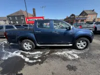 Used Isuzu D-Max 2016 Blue Pickup