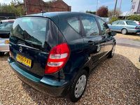 Used Mercedes A150 Classic 94 HP (69 kW) 2005 Green Hatchback