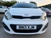 Used Kia Rio 84 HP (61 kW) 2013 White Hatchback