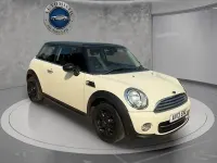 Used Mini Cooper Hatch 122 HP (89 kW) 2013 White Hatchback