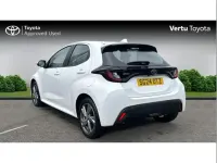 Used Toyota Yaris 116 HP (85 kW) 2024 White Hatchback