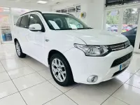 Used Mitsubishi Outlander P-HEV 2014 White Estate