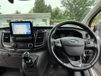Used Ford Transit Custom Limited 130 HP (95 kW) 2018 Silver Van