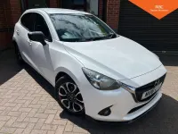 Begagnad Mazda 2 Inclusive 2016 Vit Halvkombi